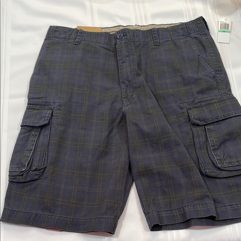 Izod Gray Cargo Shorts Relaxed Fit Cotton